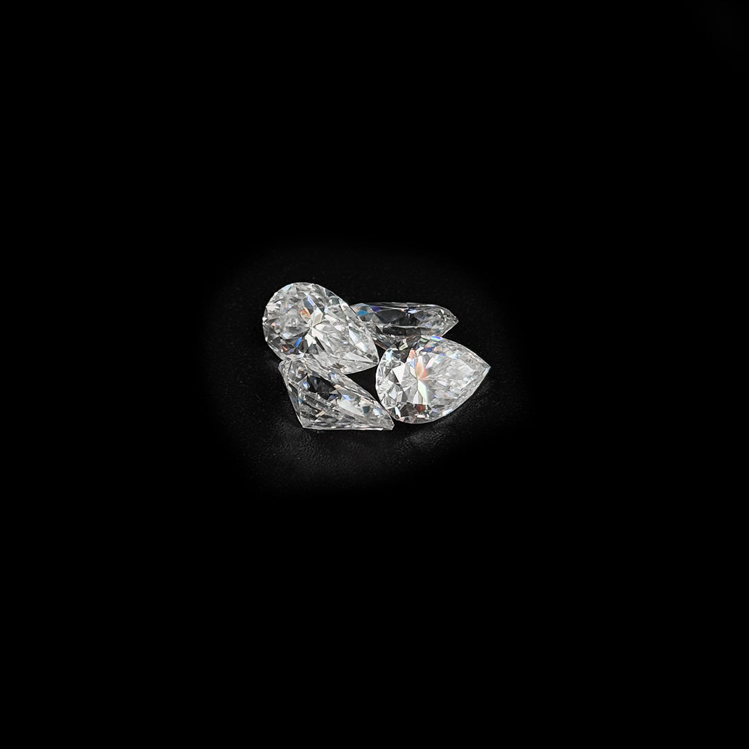 Moissanite Calibrated Pears | 7x9mm & 8x10mm